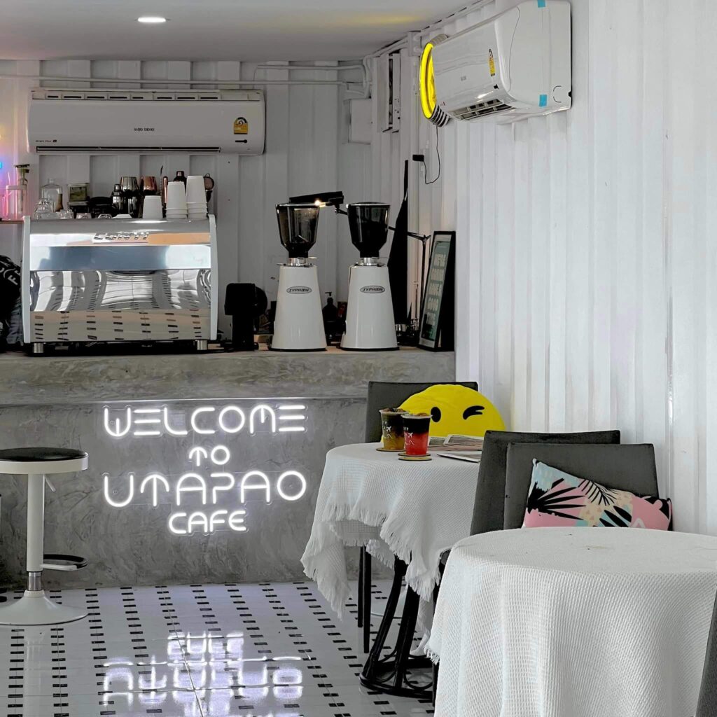 ร้าน Utapao cafe by Schatz.