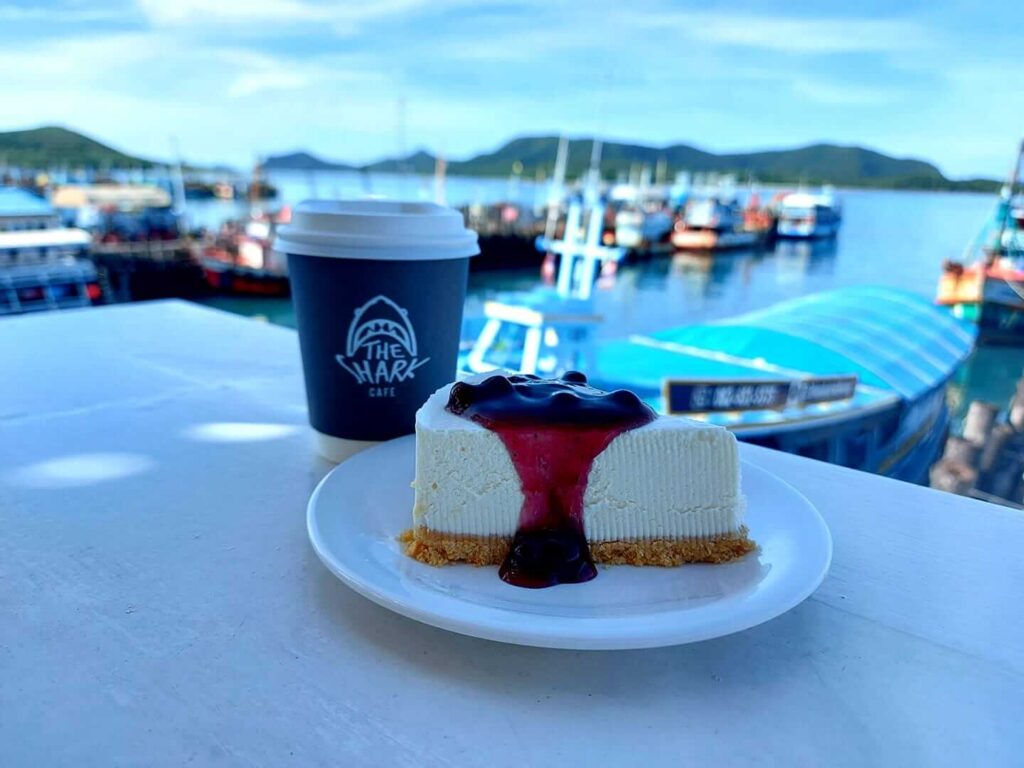 ขนมร้าน Cafetheshark