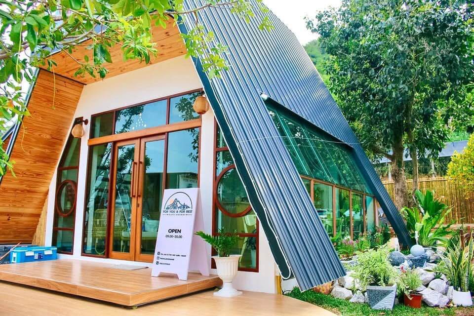 ร้าน 𝐅𝐨𝐫 𝐘𝐨𝐮 & 𝐅𝐨𝐫 𝐑𝐞𝐬𝐭 cafe - resort
